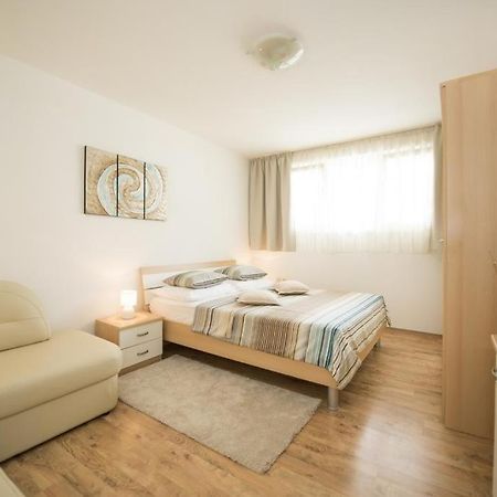 Apartment Hanna Split Exterior photo